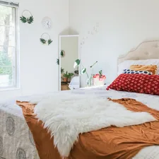 A nice bright bedroom decor related to Valance for Queen Size Bed: Enhance Your Bedroom's Aesthetic