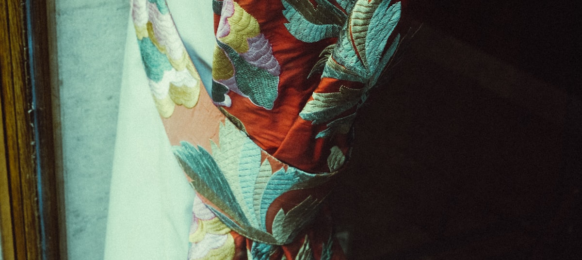 a painting on a wall related to 15 Beautiful Window Scarf Valance Ideas to Elevate Your Space