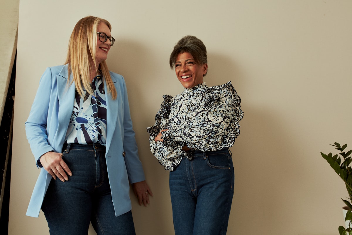 Ageing Better has teamed up with Ageism Is Never In Style® to launch the first-ever fashion-focused shoot for its age-positive image library. The subjects of the shoot all have little to no modelling experience but aim to highlight that getting older and being glamorous, professional and confident aren’t mutually exclusive related to Achieve Effortless Style with a Versatile Grooming Essential