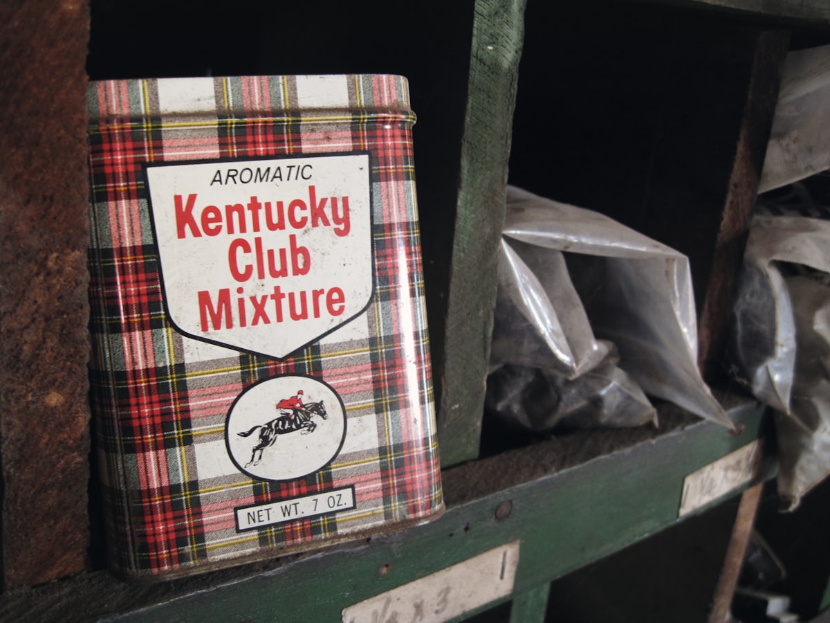 Aromatic Kentucky Club Mixture book related to Discover Kentucky’s Charming Bed and Breakfasts
