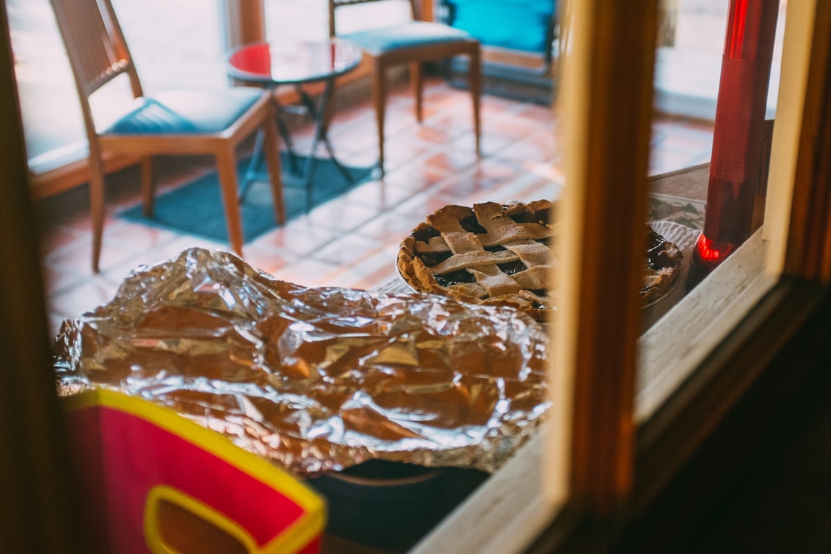 brown and white snake on brown wooden table related to Luxurious Bed & Breakfasts in Kansas City, Missouri