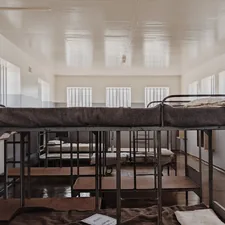Bunk Bed, Robben Island Prison related to Climbing to new heights: The benefits and design options of bunk beds with stairs