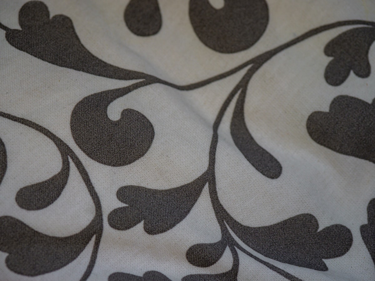 close up, bokeh, macro, blur, blurred background, close focus, cloth, texture, cotton, pattern, weave, linen, bed linen,

 related to Elegant Brown Coverlet King for Your Royal Bed