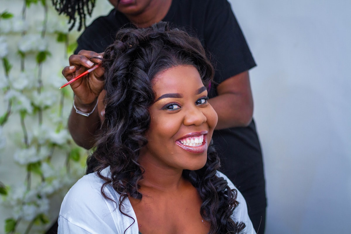 Helga Noiva Angolana fazendo maquiagem no salão da Sonia Ferraz em Luanda 

Marcações de fotografia: +244 923 453 793 WhatsApp do fotografo. related to Easy Steps to Create a Stylish Window Valance