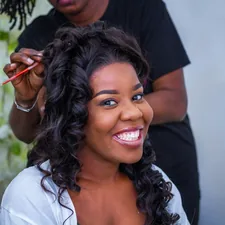 Helga Noiva Angolana fazendo maquiagem no salão da Sonia Ferraz em Luanda 

Marcações de fotografia: +244 923 453 793 WhatsApp do fotografo. related to Easy Steps to Create a Stylish Window Valance