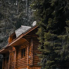 House related to Cosy Up Your Log Cabin with These Valance Ideas
