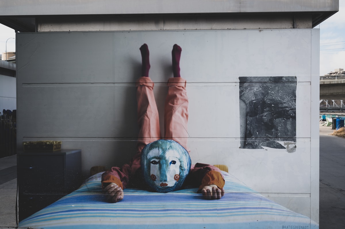 @KATIEGREENART related to Sleeping like a Monster: The Ultimate Guide to Monster High Beds