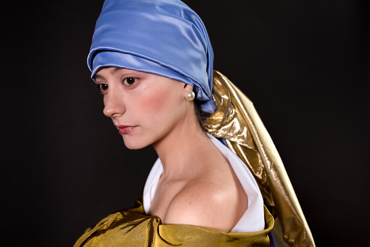 "Let's talk about art..."Performance- Girl with a Pearl Earring ( Johannes Vermeer )

Project director: Collette Dunhill
HMUA/STYLIST: Collette Dunhill
Photo: Yulia German
Model: Melissa Alfaro

FB- Collette Dunhill Makeup Artist
IG-MUAikona related to Effortless Elegance: A Guide to Draping a Scarf Valance