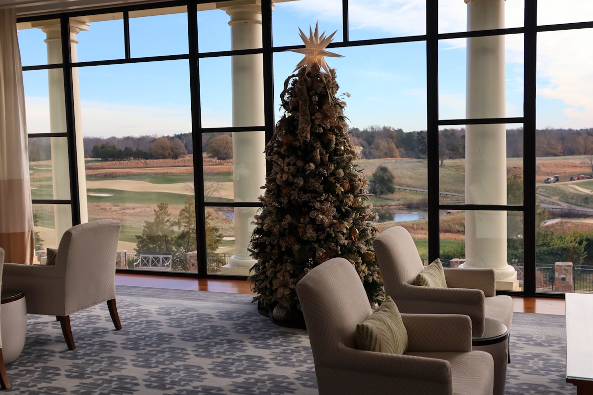 Lounge overlooking golf course related to Welcome Home: Enhancing Your Entryway with a Hall Tree