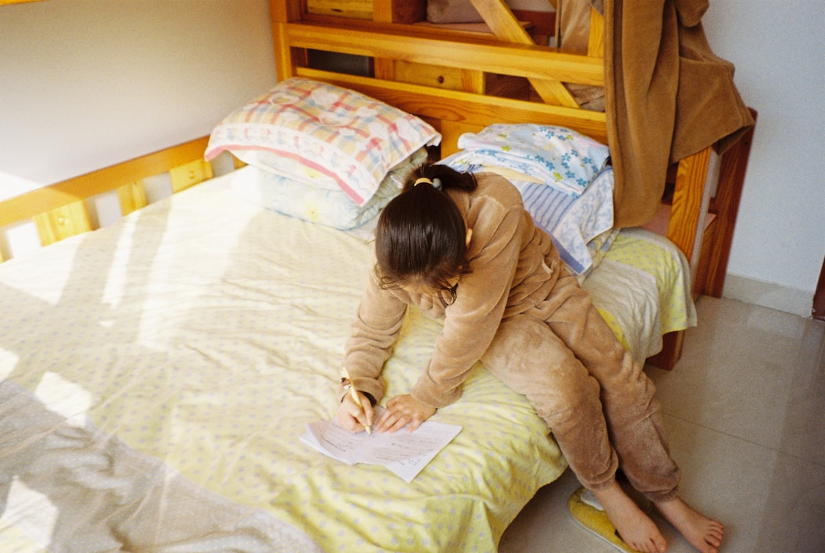 My sister in grandparent‘s house related to How to Check for Bed Bugs