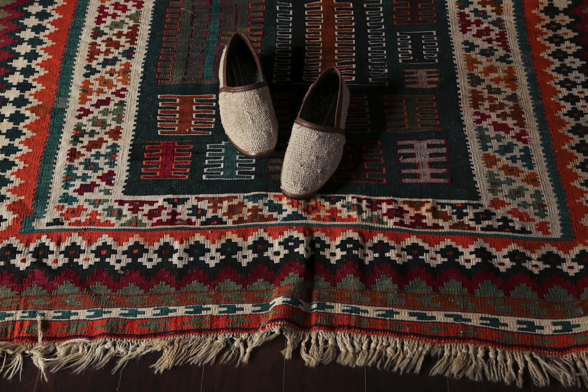 photography for www.espandstudio.ir  related to Antique Woven Coverlets