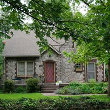 Quaint cottage in Sylvan Park, Nashville related to Discover the Charm of Nashville, TN: Top Bed and Breakfasts for a Cozy Getaway