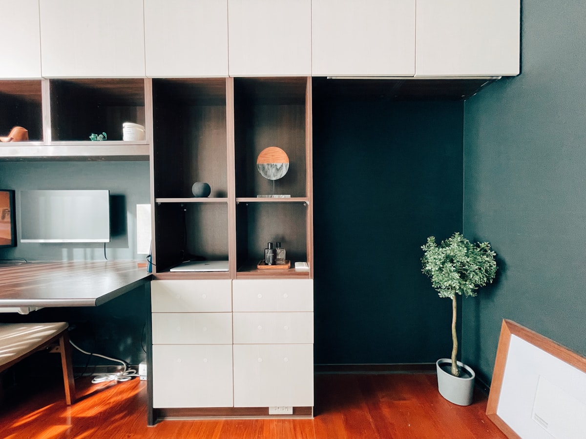 Room with a minimal interior. related to Creative Space-Saving Ideas with Two Beds in One