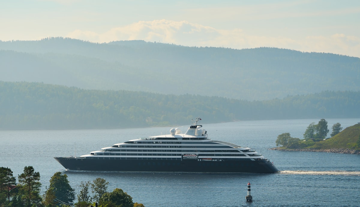 Scenic Eclipse related to Exploring the World of Luxurious Canopy Beds