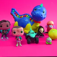 Spot the Dino ; ) .. related to Top Toy Finds at Bed Bath and Beyond
