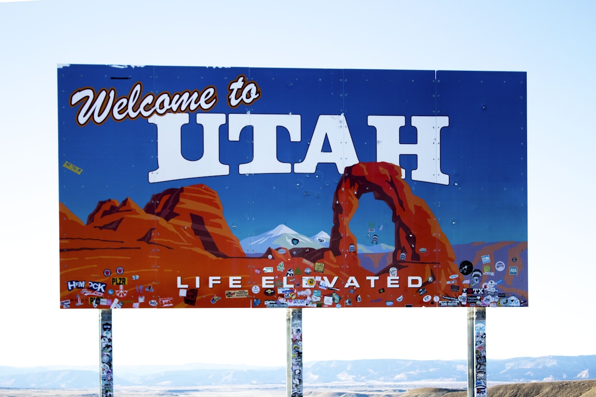 Welcome to Utah signage related to Discover Cozy Comfort: Utah Bed and Breakfasts
