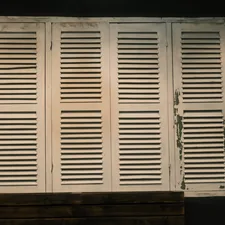 Window related to Faux Wood Valance Ideas for Your Home